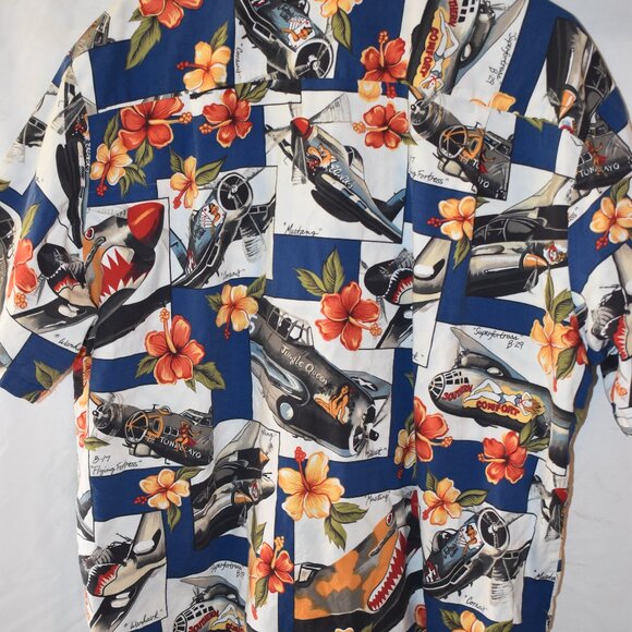 US Air Force Boeing B-17 Flying Fortress In WW2 Hawaiian Shirt – XL "USED" - Picture 4 of 7